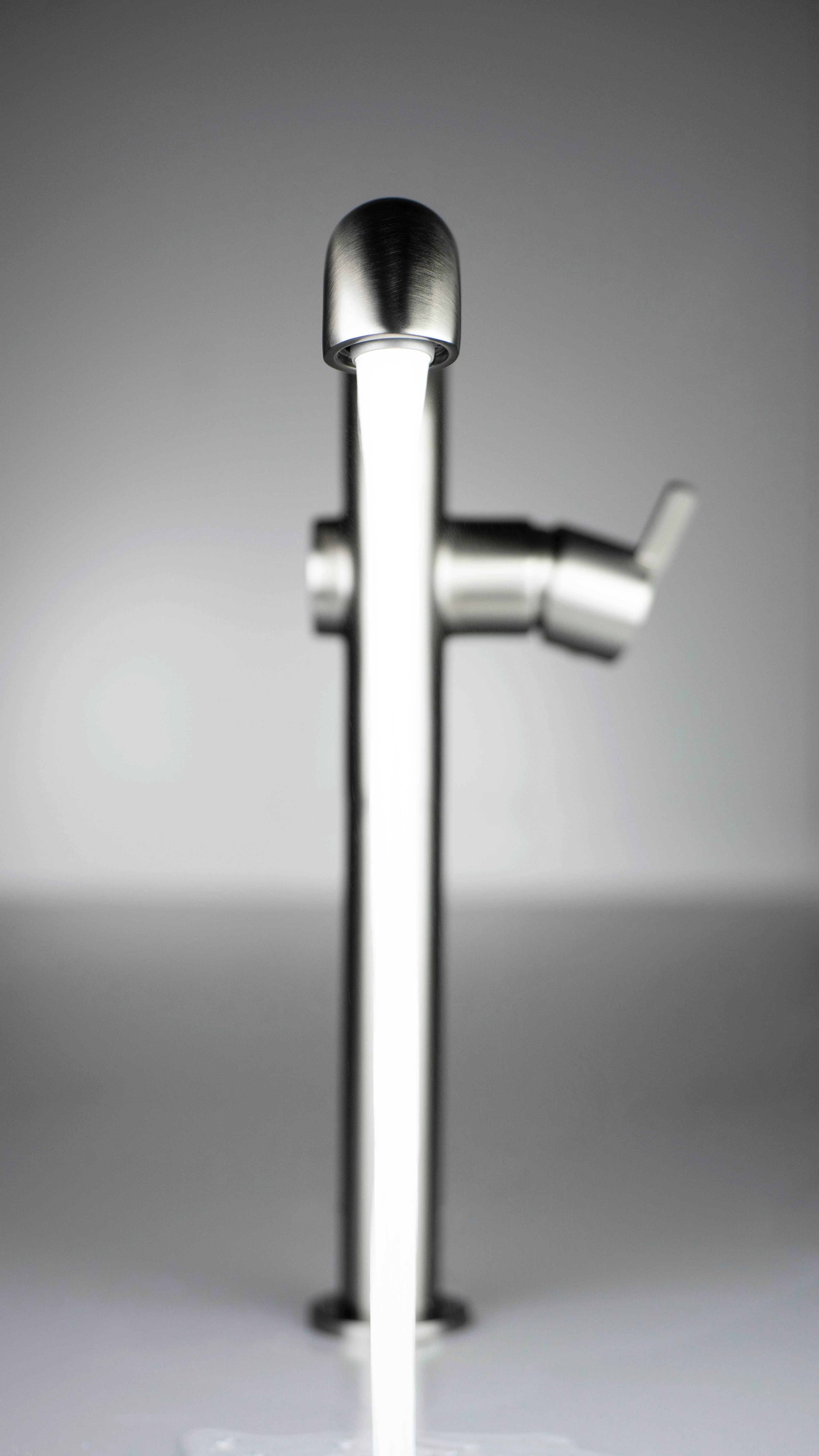 Mitigeur de lavabo rehaussé Deante Silia 265 sans bonde en titane - vue 5