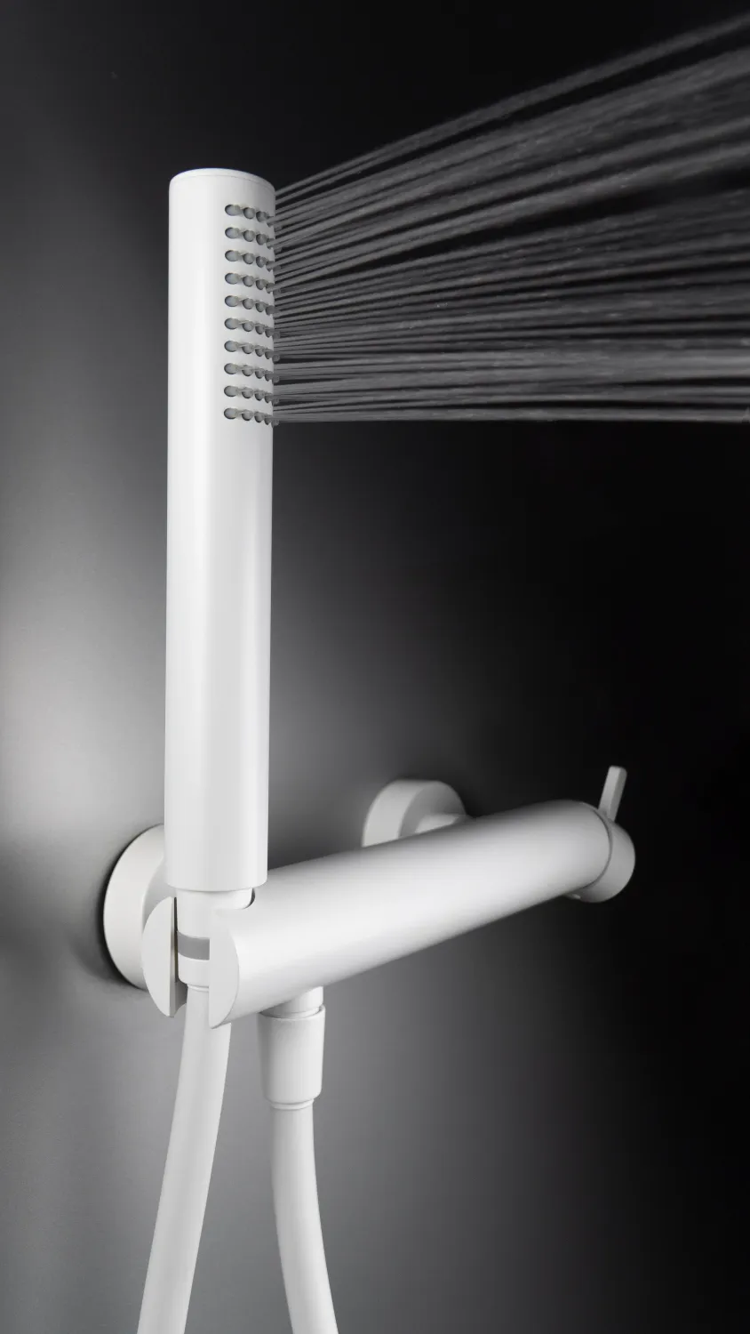 Mitigeur de douche Deante Silia avec support, flexible et douchette à main en blanc mat — vue 3