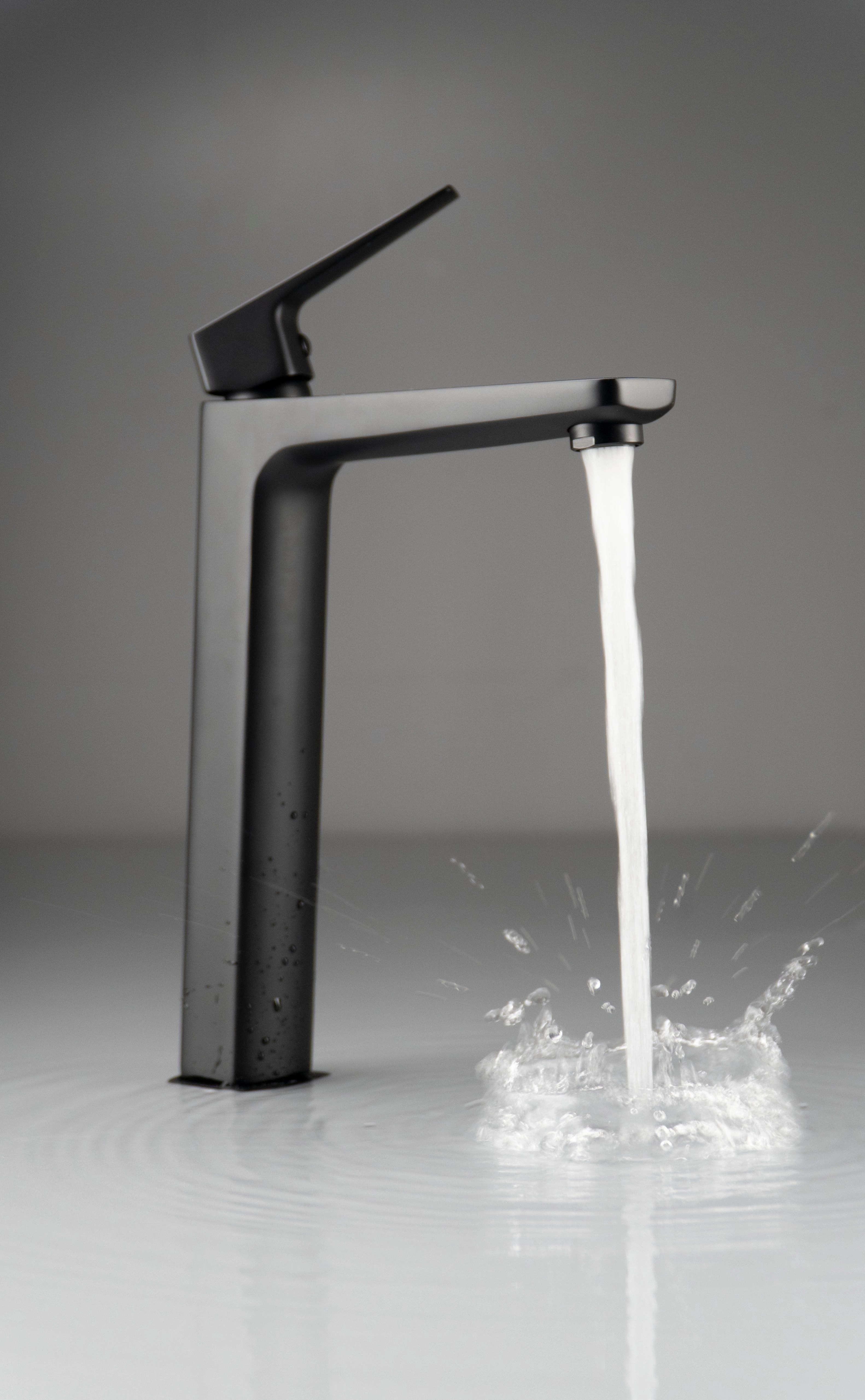 Mitigeur de lavabo rehaussé Deante Blur 226 sans bonde en noir mat - vue 3