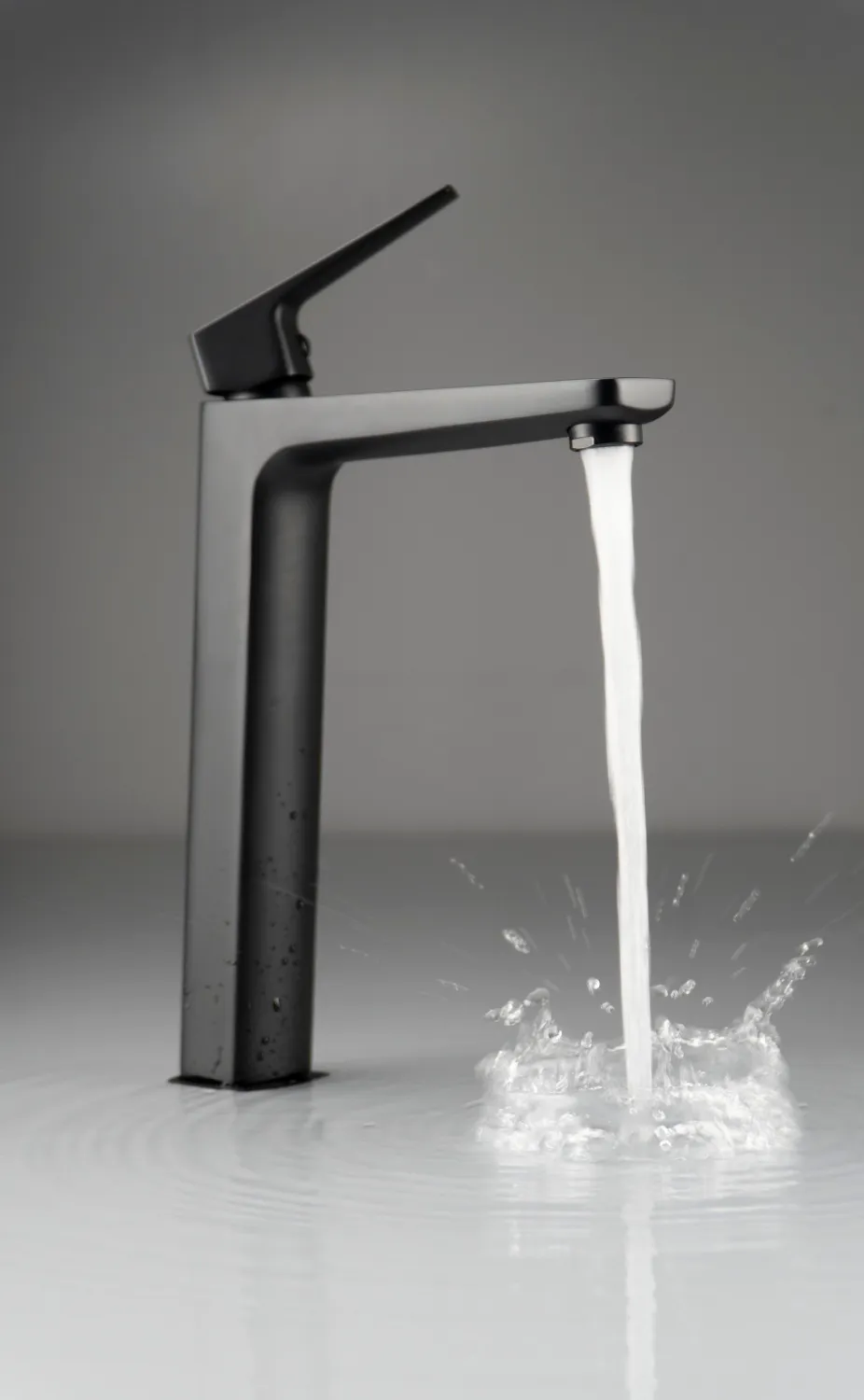 Mitigeur de lavabo rehaussé Deante Blur 226 sans bonde en noir mat — vue 3