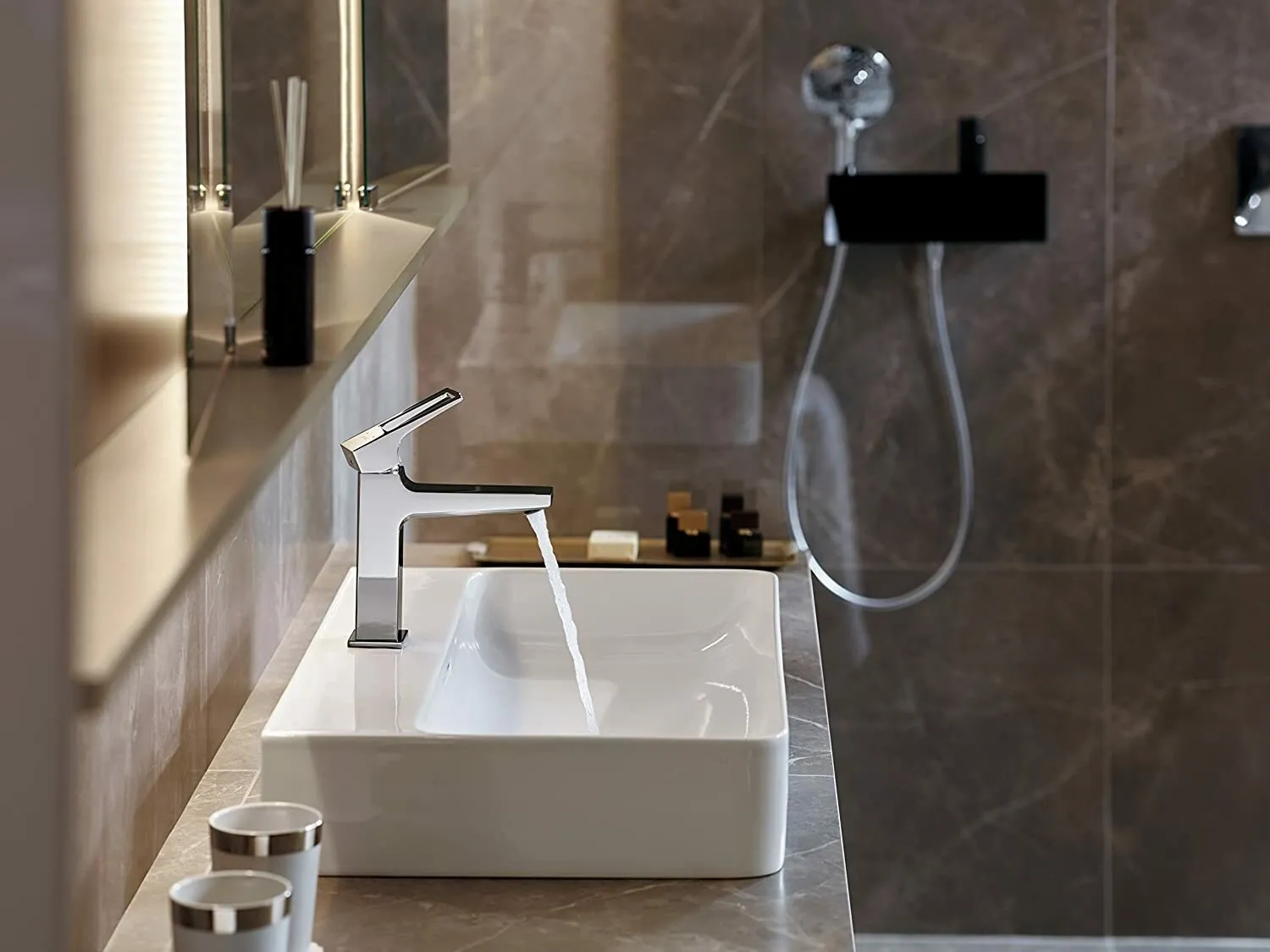 Mitigeur de lavabo Hansgrohe Metropol 110 avec poignée étrier et bonde push-open — vue 4