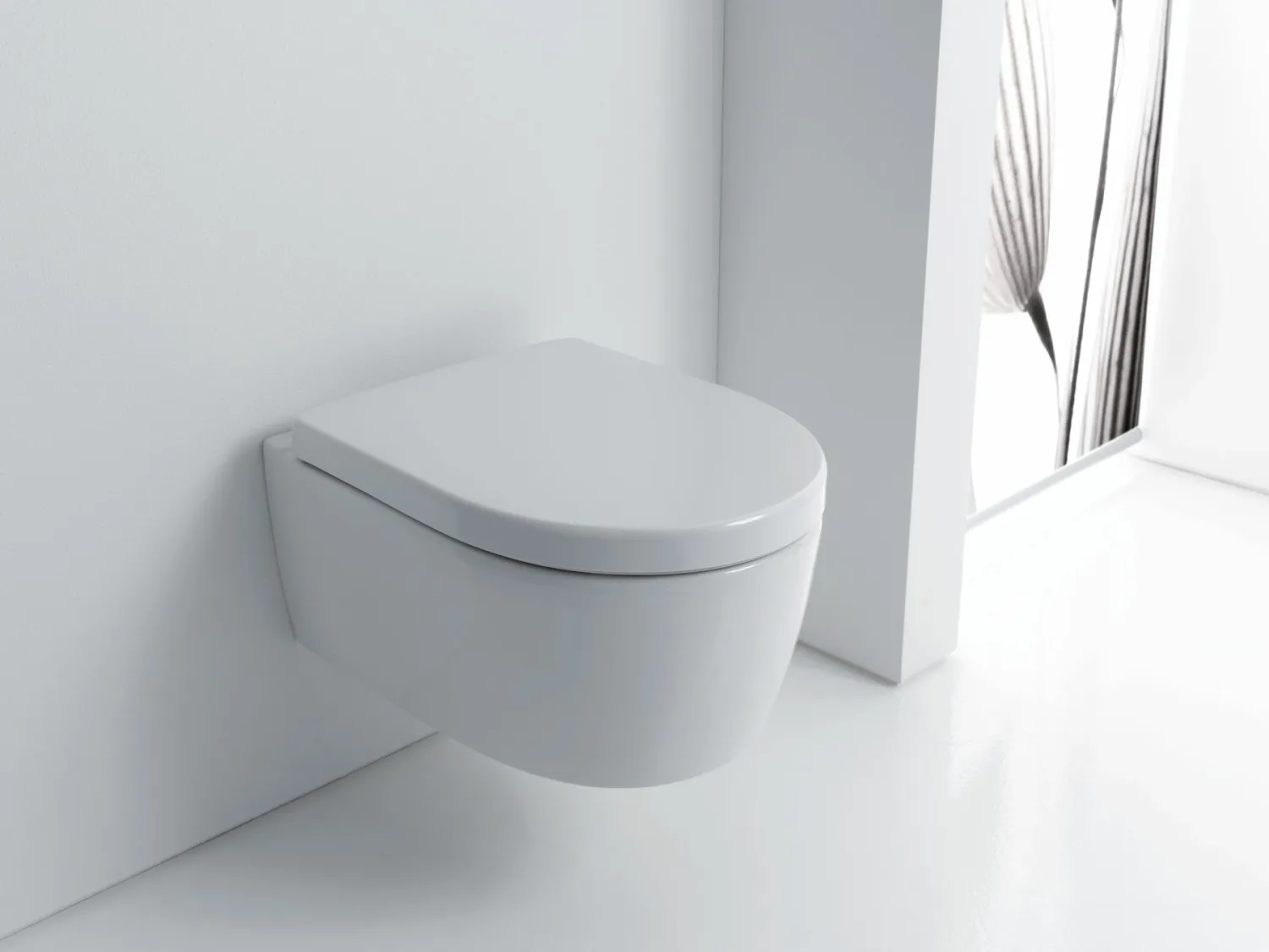 Geberit iCon Round Rimfree Wall-Hung Toilet Bowl with Hidden Fixings