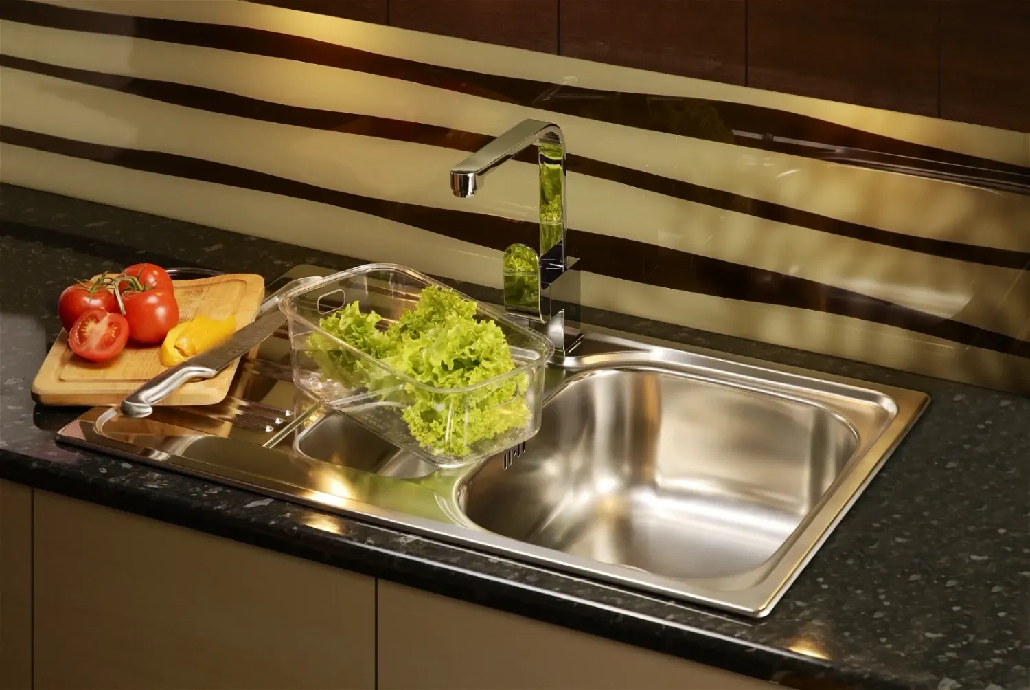 Évier de cuisine encastrable Deante Xylo 78 x 43.5 cm en acier inoxydable simple bac avec égouttoir et vidage — vue 4