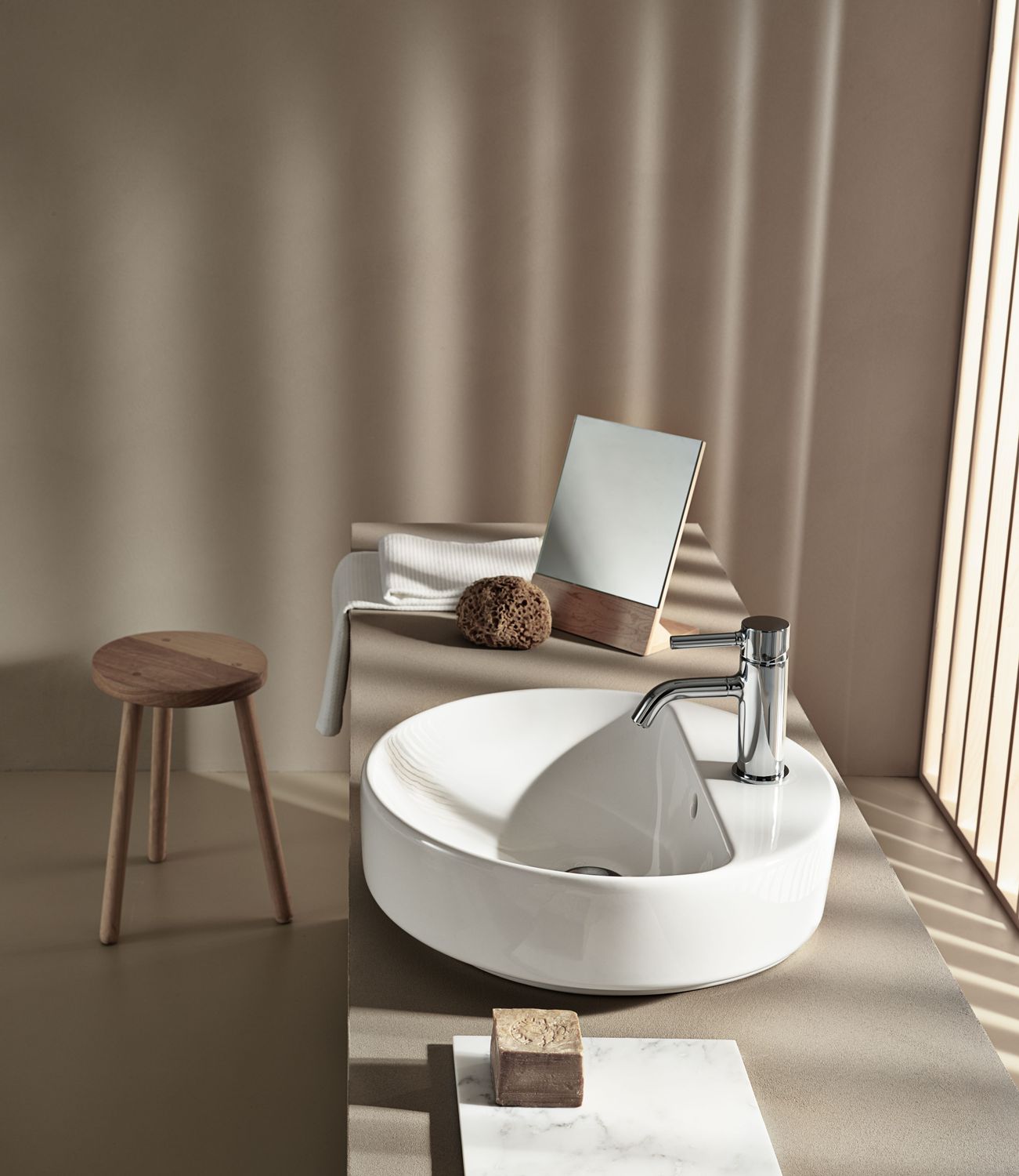 Vasque bol Geberit VariForm ovale 60 x 45 cm avec plage de robinetterie