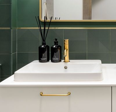 Geberit VariForm Rectangular Built-in Washbasin 55 x 45 cm, with Faucet Platform