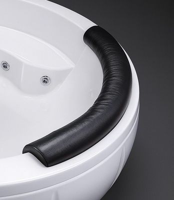 Repose-tête Bluestone noir ergonomique et anti-dérapant pour baignoire Palacio