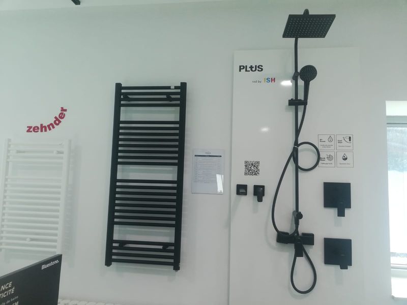 P37 : Hansgrohe noir