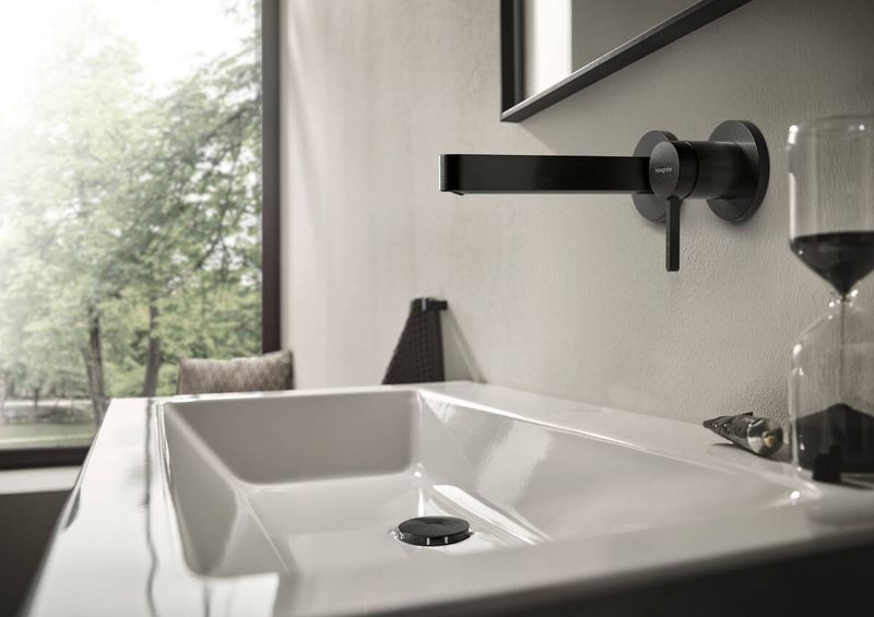 Finoris noir chromé brossé