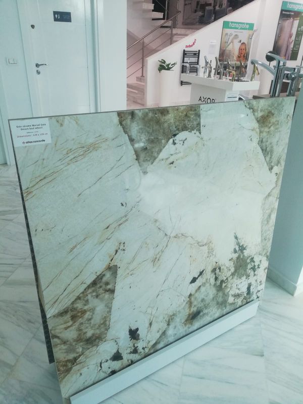 P50 : Présentoir Atlas 1