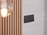 Geberit Sigma70 plaque de déclenchement noir mat avec revêtement Easy Clean et Anti-Traces de doigt.
