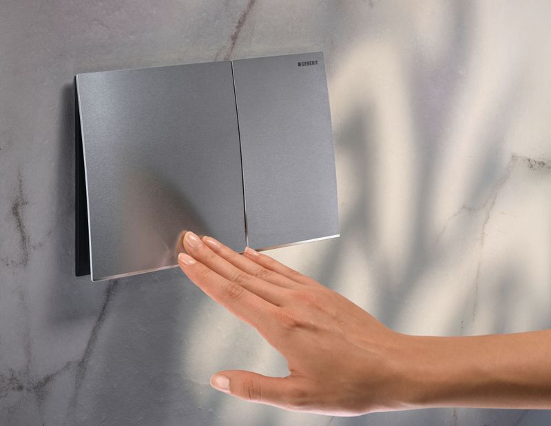 Plaque de déclenchement Geberit Sigma70 / Chromé brossé / Revêtement Easy Clean + Anti-Traces de doigt