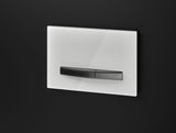 Plaque de commande Geberit Sigma50 blanche avec boutons en chrome brossé noir et finition Easy Clean.