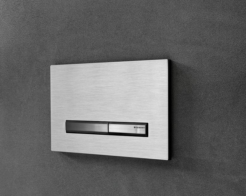 Plaque de déclenchement Geberit Sigma50 / Chromé brossé - bandes design : chromé brossé / Revêtement Easy Clean + Anti-Traces de doigt