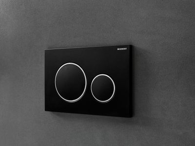 Geberit Sigma20 Actuation Plate / Matte Black Lacquered - Design Rings: Chrome Glossy