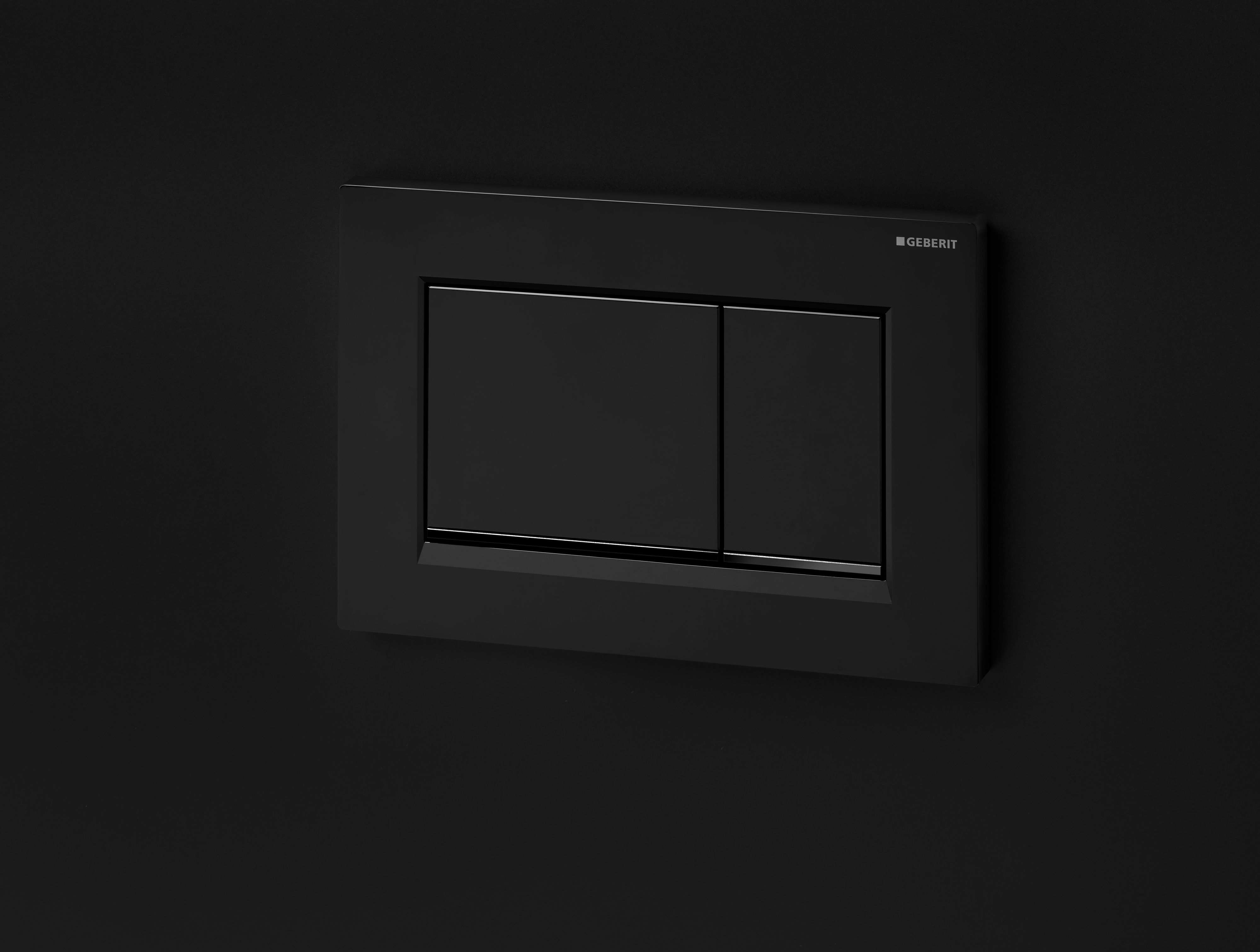 Plaque de déclenchement Geberit Sigma20 square / Noir mat - bandes design : noir brillant / Revêtement Easy Clean + Anti-Traces de doigt