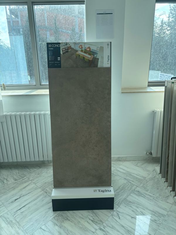 P53 : Présentoir Tagina 2