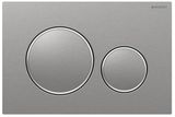 Plaque de commande Geberit Sigma20 en chrome brossé avec anneaux de design polis et finition Easy Clean.