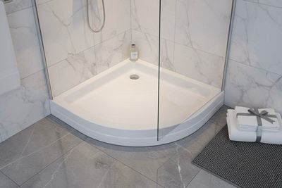Corner Shower Tray Bermudes 80 x 80 cm or 90 x 90 cm without Drainage