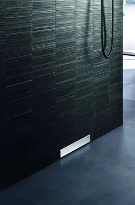 Complete Pack: Installation Kit (former display item) + frame for shower element + Geberit finishing set for wall-mounted shower drain in glossy chrome