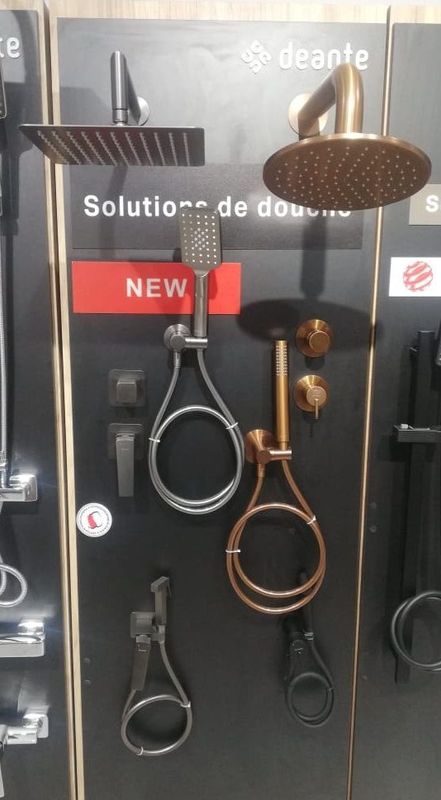 P65 : Présentoir Blur &amp; Silia