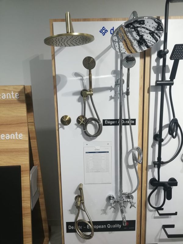 P69 : Présentoir Temisto