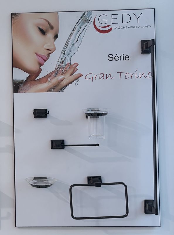 P43 : Accessoires de salle de bain Gran Torino