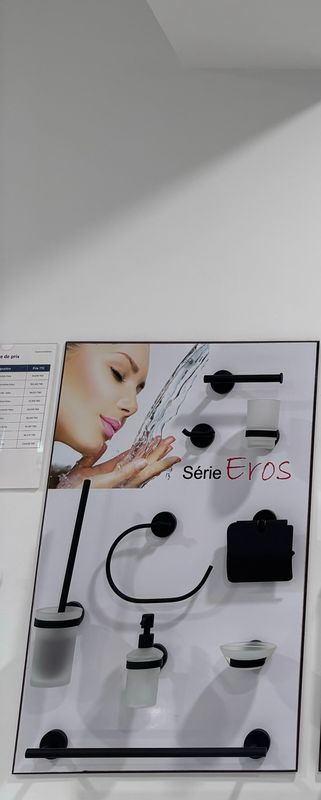 P40 : Accessoires de salle de bain Eros