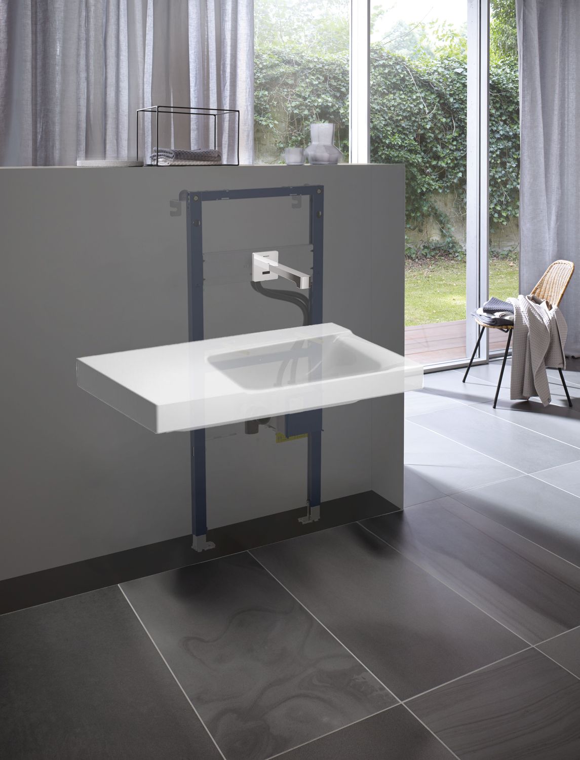 Bâti-support pour robinetterie électronique de lavabo