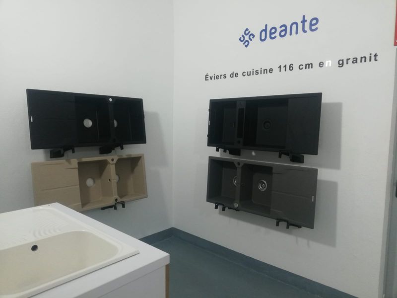 P 77 : Présentoir Cuisine