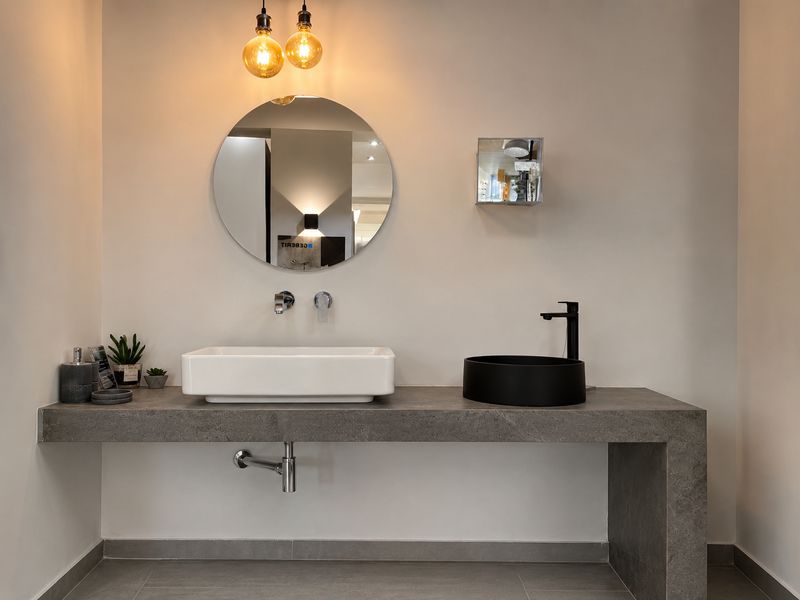 Geberit - VariForms Rectangulaire &amp; Deante - Silia