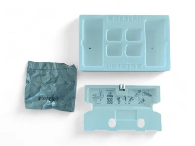 Kit d'installation pour réservoir de toilette mural Geberit Alpha 8 cm avec couvercle de protection et accessoires.