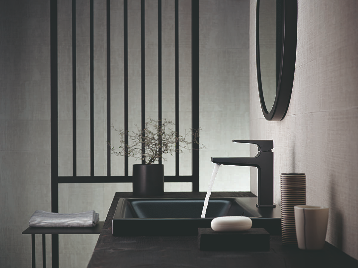 Mitigeur de lavabo Hansgrohe Metropol 110 en noir mat avec bonde push-open - vue 3