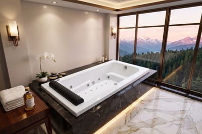 VIP mixed hydromassage bathtub 180 x 90 cm with integrated headrest