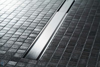 Set de finition Geberit CleanLine60 - Métal poli / Métal brossé - Longueur 30 - 130 cm