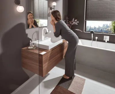 Set de finition pour mitigeur bain / douche encastré Hansgrohe Vivenis en blanc mat