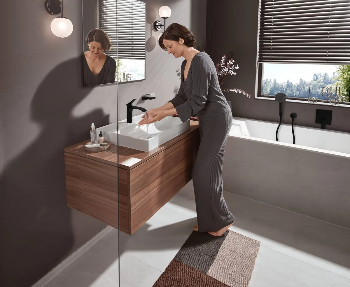 Set de finition pour mitigeur bain / douche encastré Hansgrohe Vivenis en noir mat
