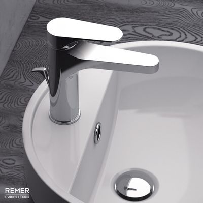 Chrome Brass Sink Mixer Remer Classline 106 with Pull Rod and Drain