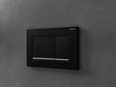 Sigma20 Square Flush Plate / Matte Black - Design Stripes: Chrome