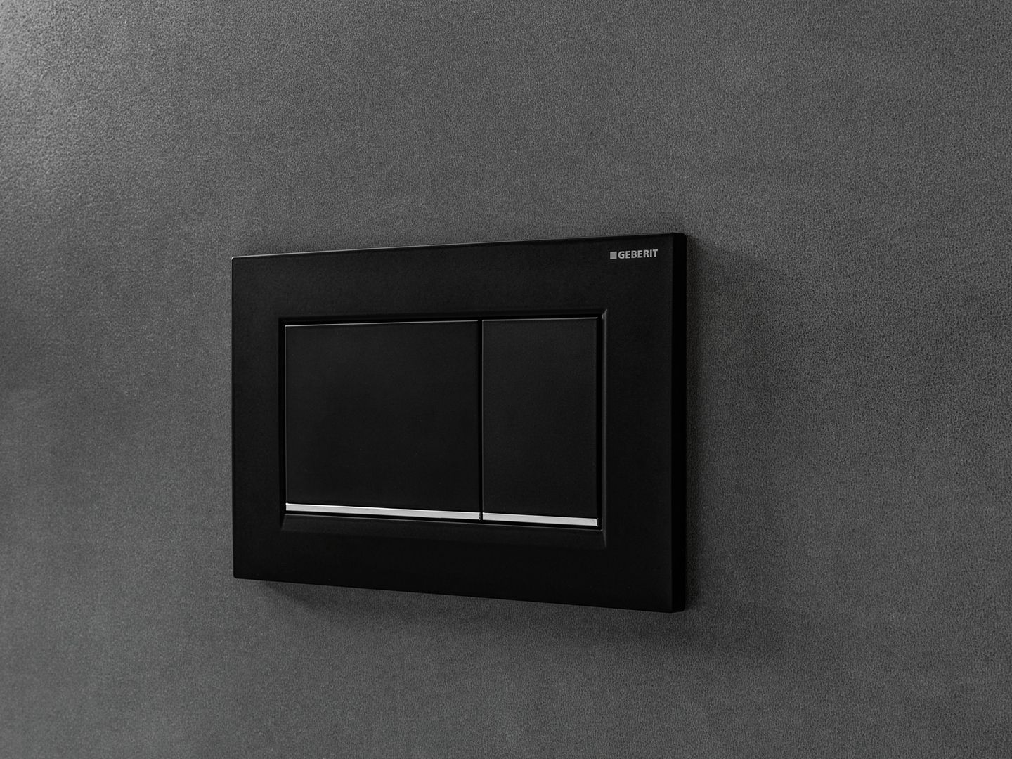 Sigma20 Square Flush Plate / Matte Black - Design Stripes: Chrome