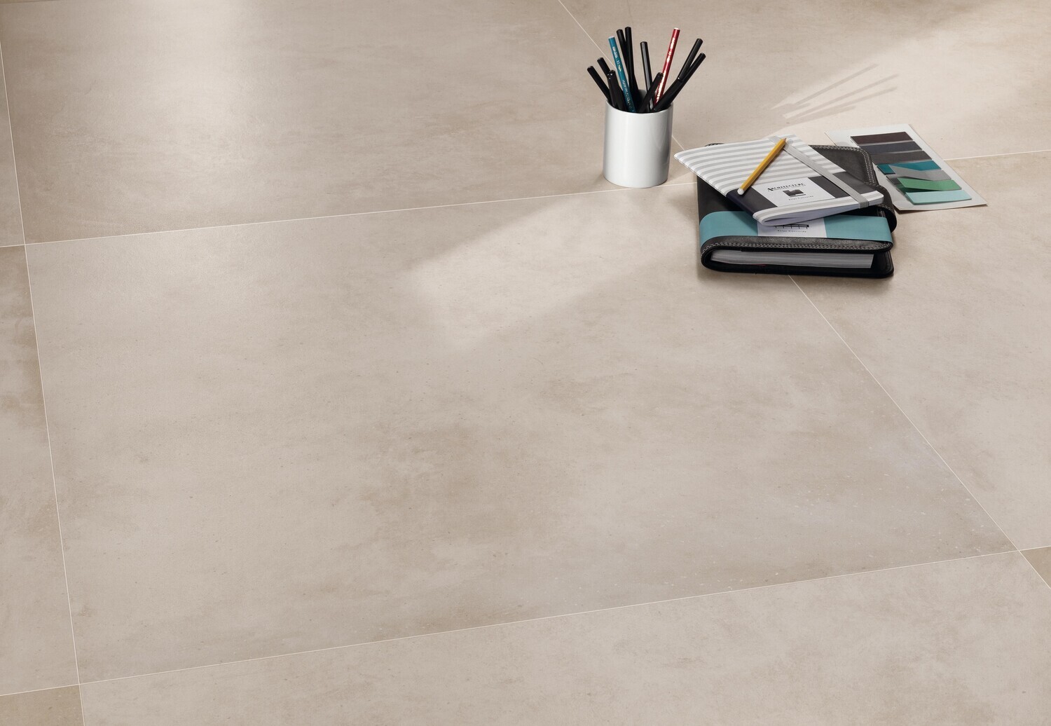 Grès cérame Dwell Off White mat 120 x 120 cm - Atlas Concorde - 2ème choix