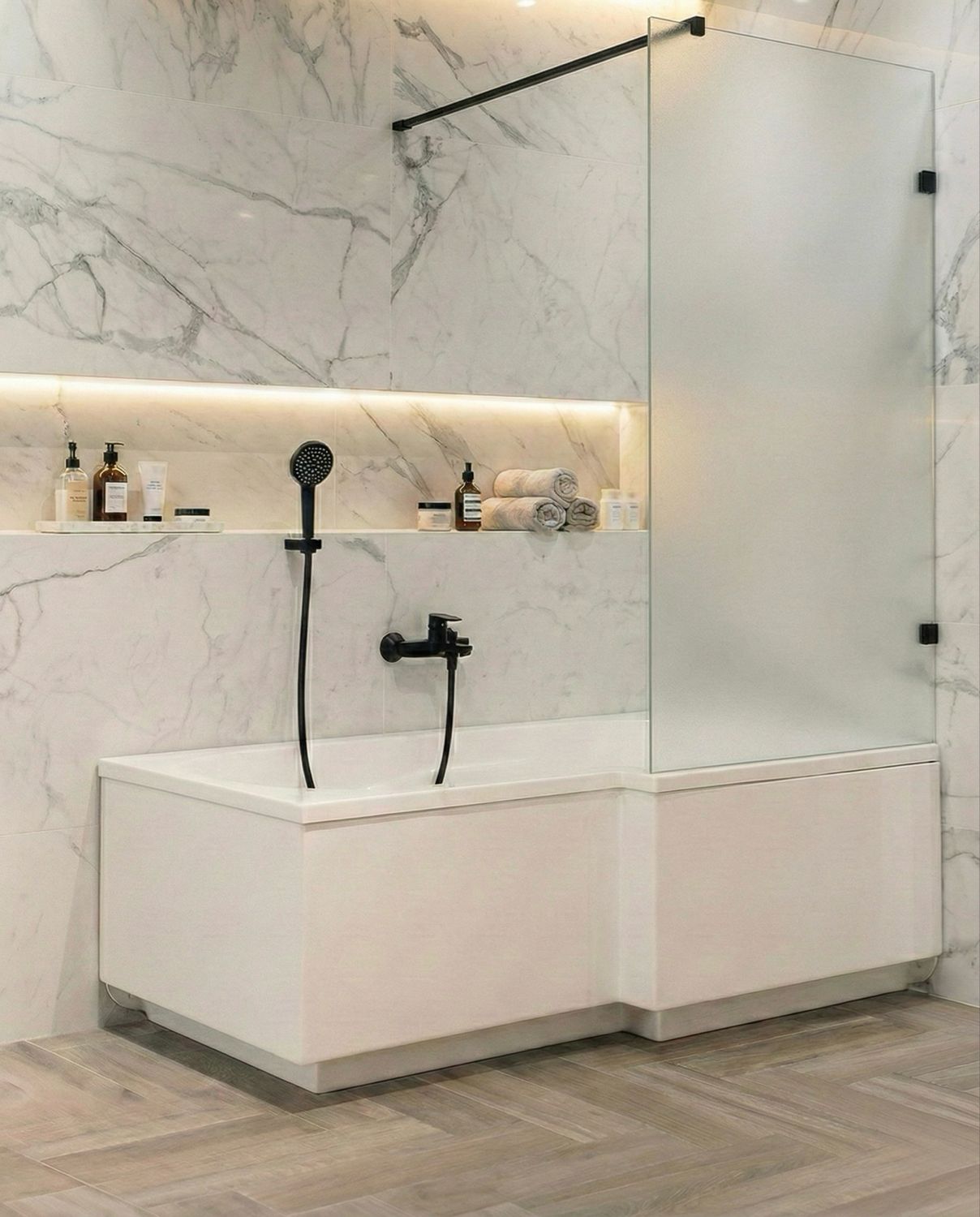 Paroi de baignoire Innovativ en verre trempé (Securit) d'épaisseur 8 mm avec pinces et barre raidisseur noires