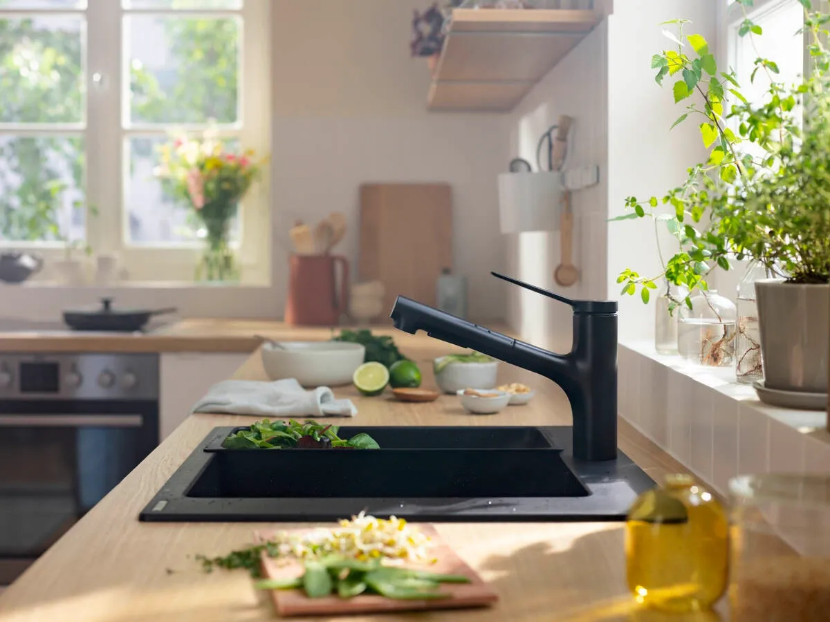 Mitigeur de cuisine Hansgrohe Zesis M33 150 avec douchette extractible 2 jets finition noir mat — vue 5