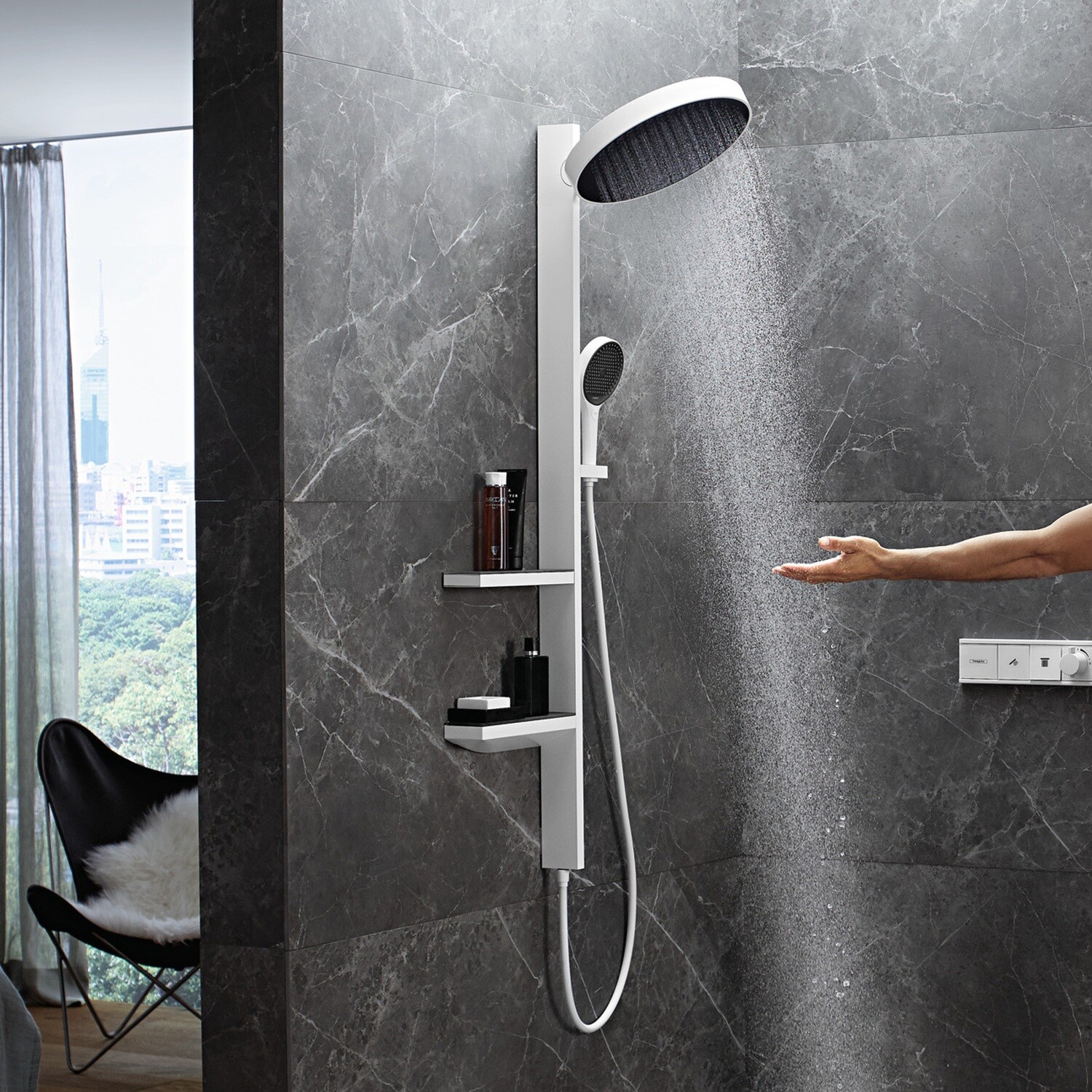 Colonne de douche Showerpipe Hansgrohe Rainfinity 360 1 jet pour installation encastrée en blanc mat — vue 5
