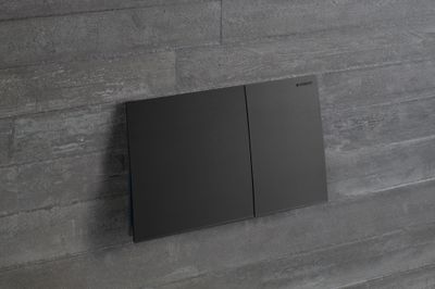 Geberit Sigma70 Flush Plate / Brushed Black Chrome