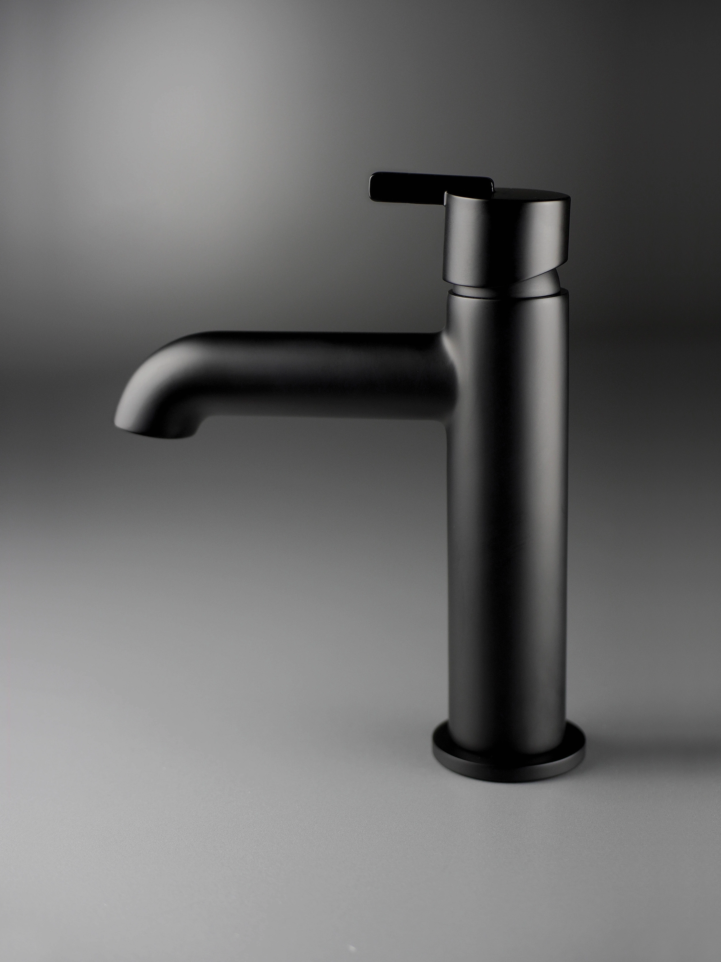 Mitigeur de lavabo Deante Silia 110 sans bonde en noir mat - vue 2