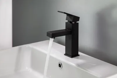 Mitigeur de lavabo Deante Anemon 95 sans bonde en noir mat