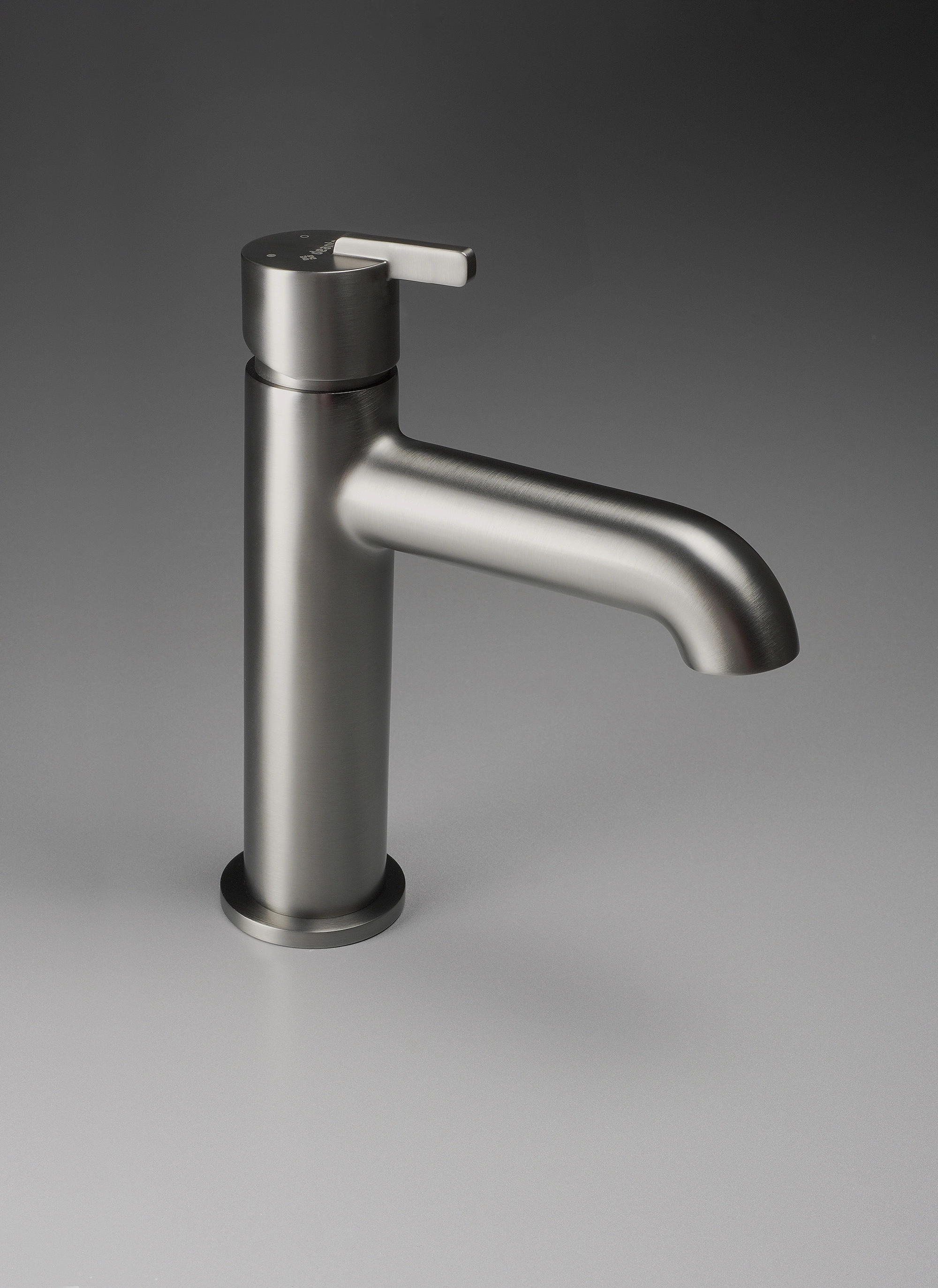 Mitigeur de lavabo Deante Silia 100 sans bonde en titane - vue 2