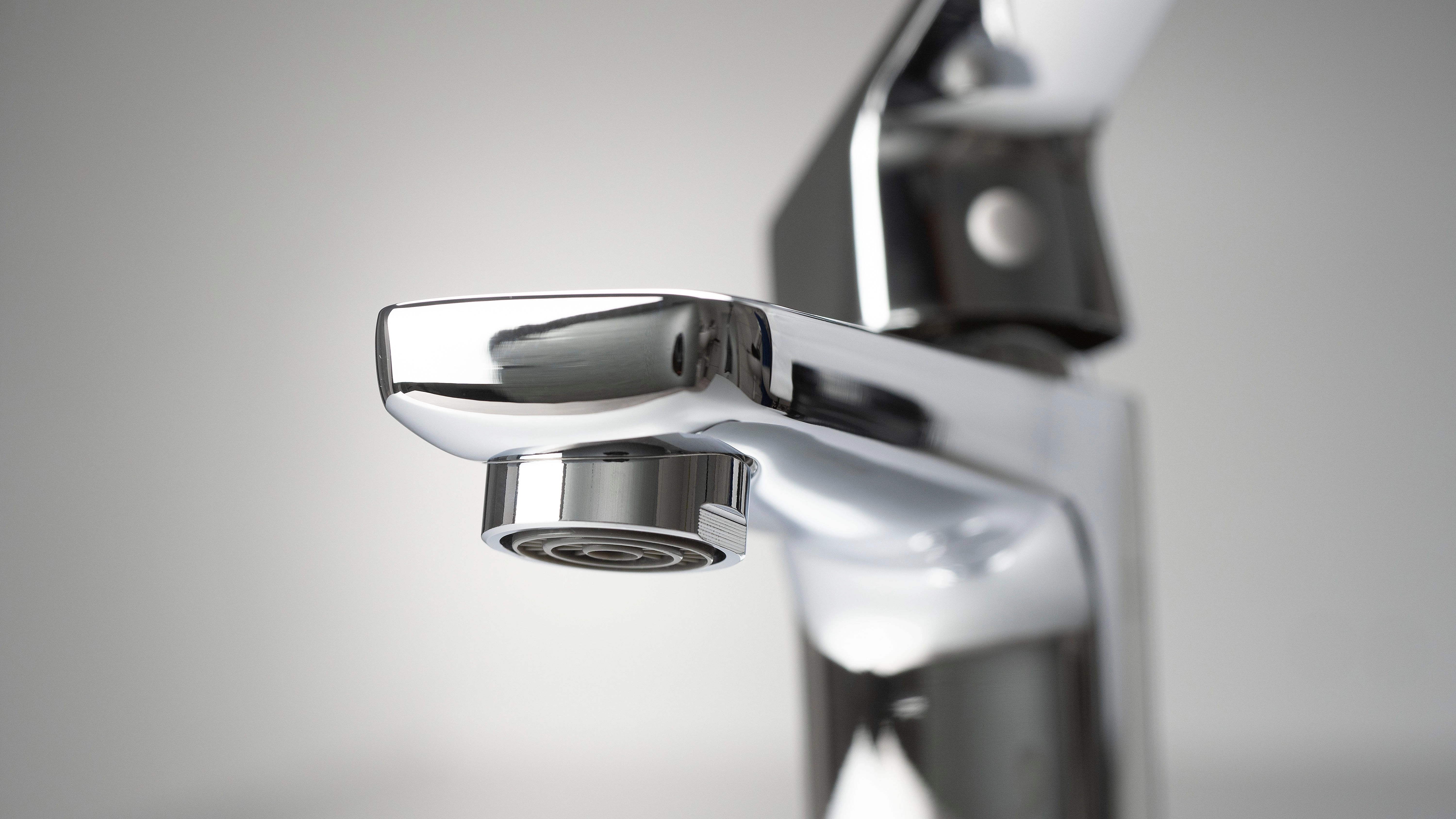 Mitigeur de lavabo Deante Blur 93 sans bonde en chromé - vue 5