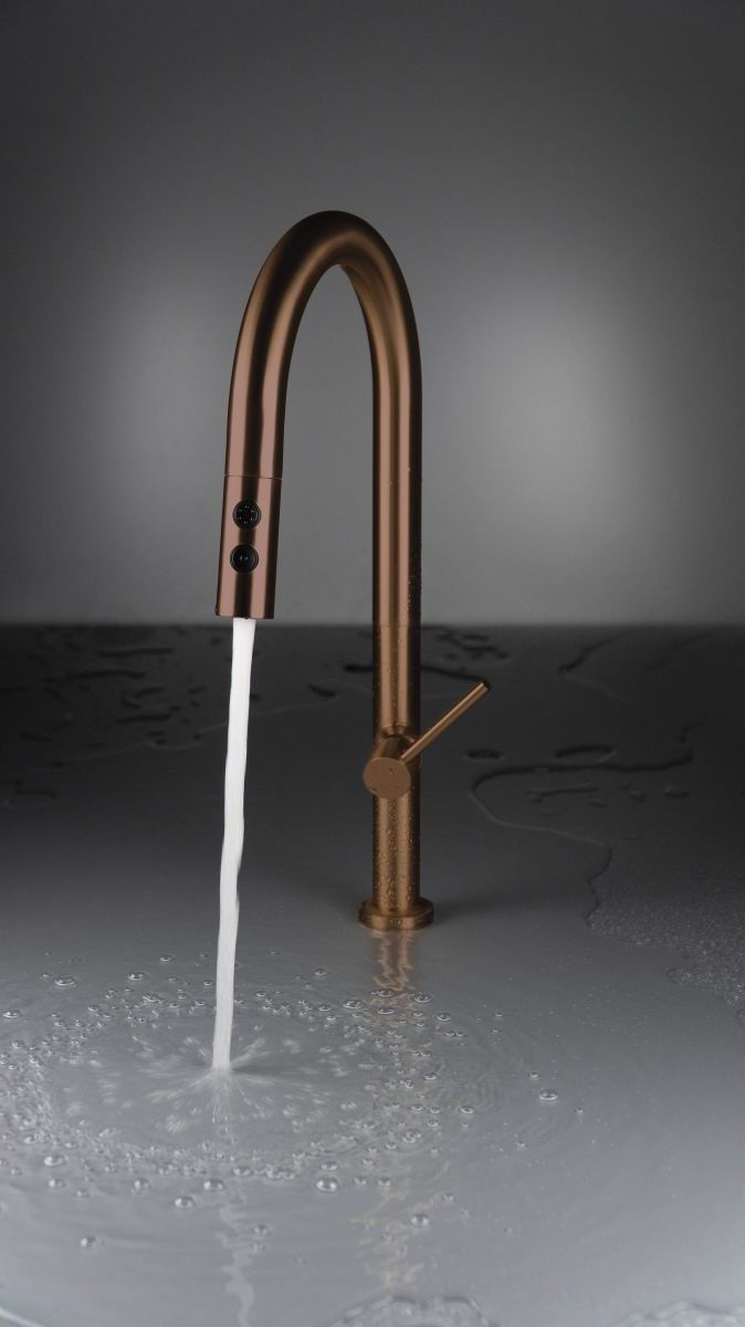 Mitigeur de cuisine Deante Olfato avec douchette extractible 2 jets en PVD bronze brossé — vue 4