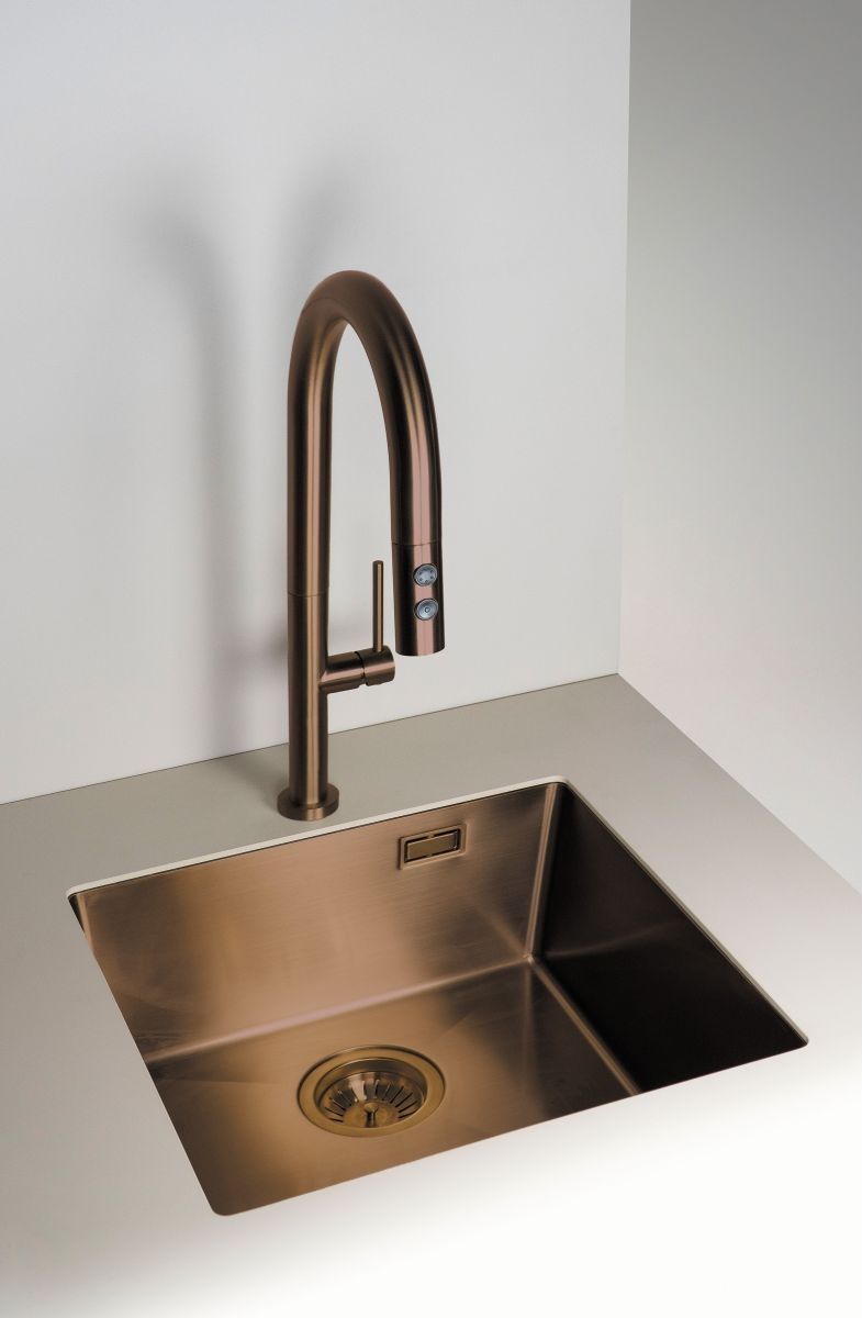 Deante Olfato Kitchen Mixer with Pull-Out Spray in Brushed Bronze PVD